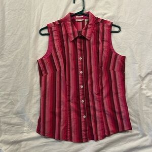 Like new St John’s Bay button up tank